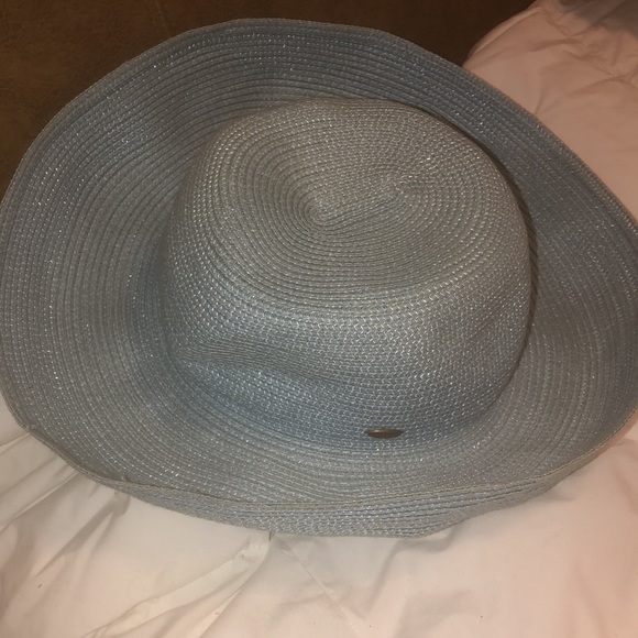 Scala hat - Picture 2 of 4